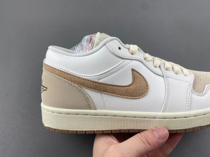 Air Jordan 1 Low 