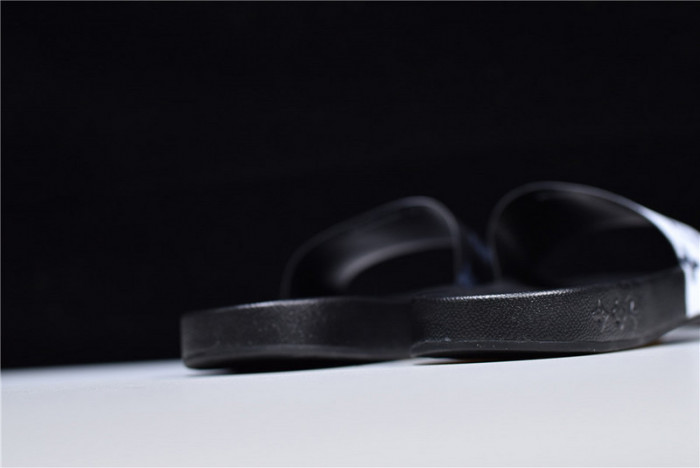 L&V sandal1