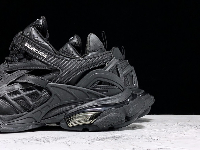 TRACK SNEAKER TS021