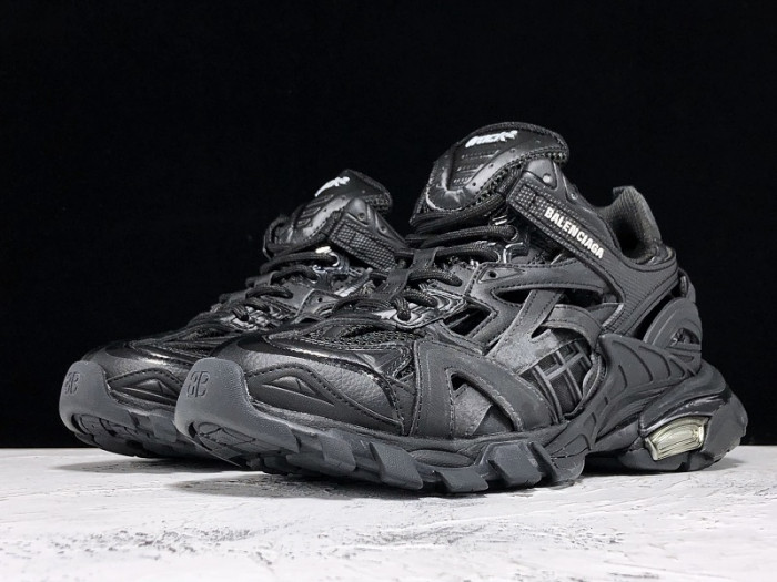 TRACK SNEAKER TS021