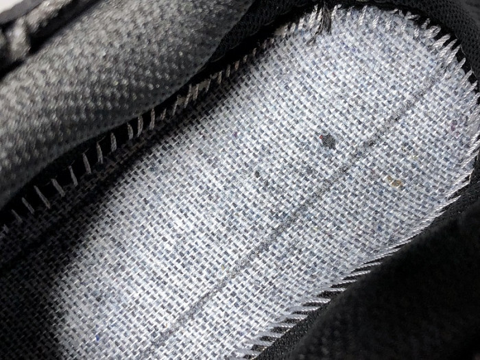TRACK SNEAKER TS021