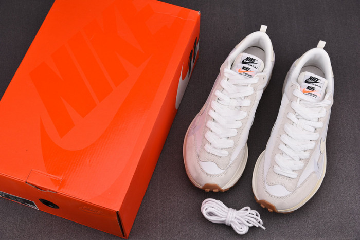 Sacai x Nike VaporWaffle DD1875-100