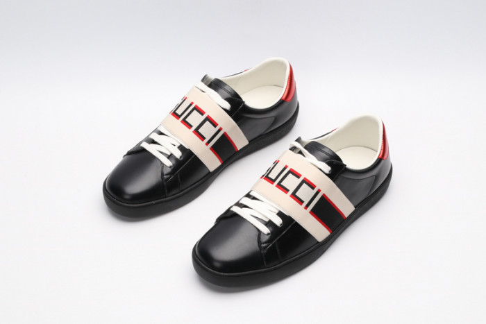 G*u*i ace embroidered low-top sneaker black