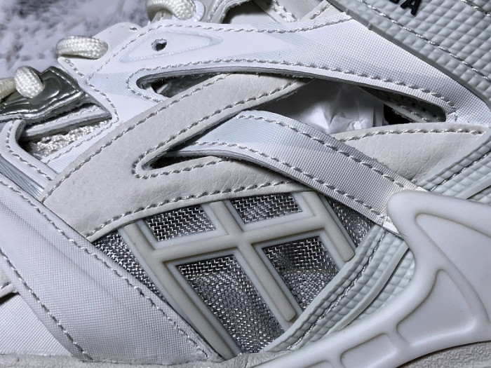 TRACK SNEAKER TS020