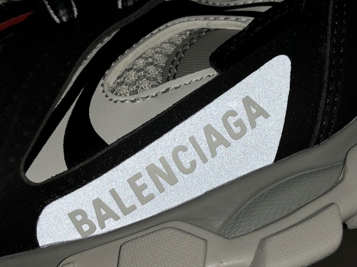 TRACK SNEAKER TS016