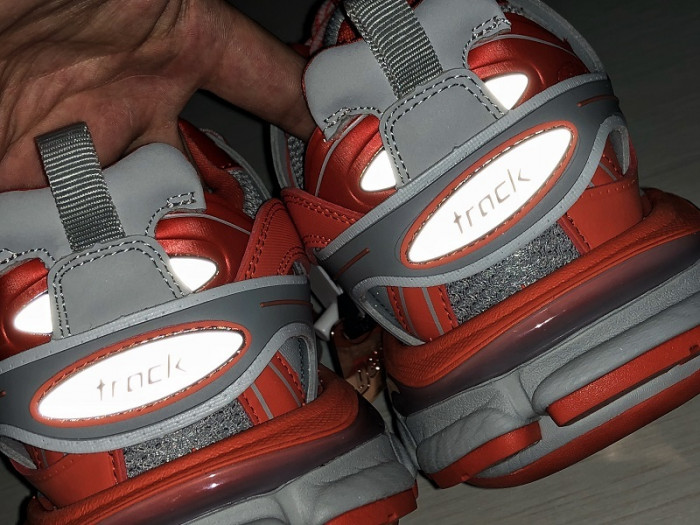 TRACK SNEAKER TS009