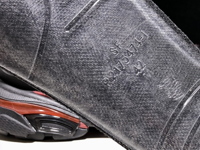 TRACK SNEAKER TS010