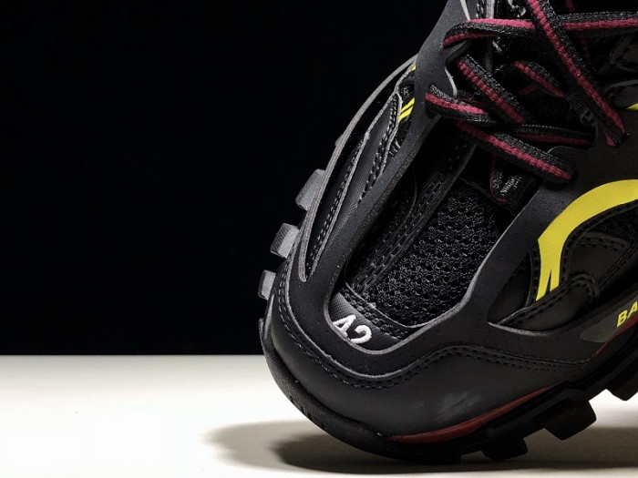TRACK SNEAKER TS010