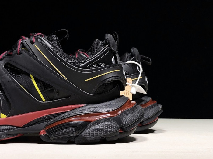 TRACK SNEAKER TS010