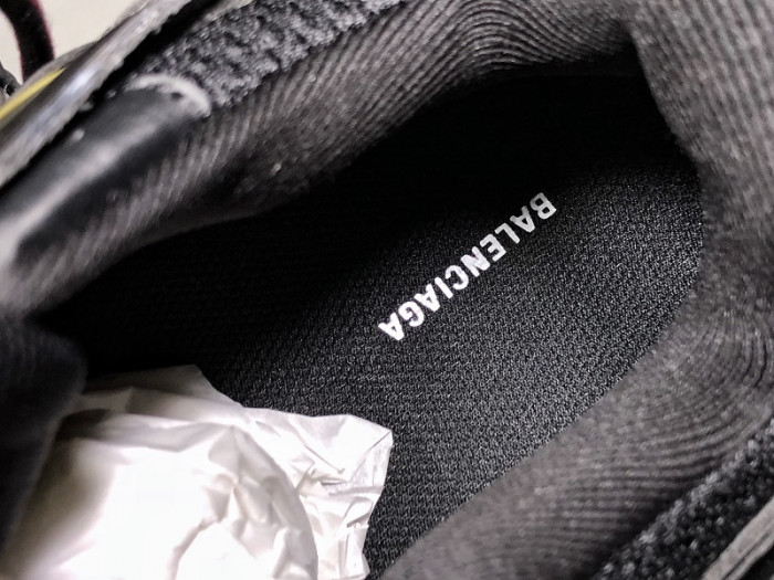 TRACK SNEAKER TS010