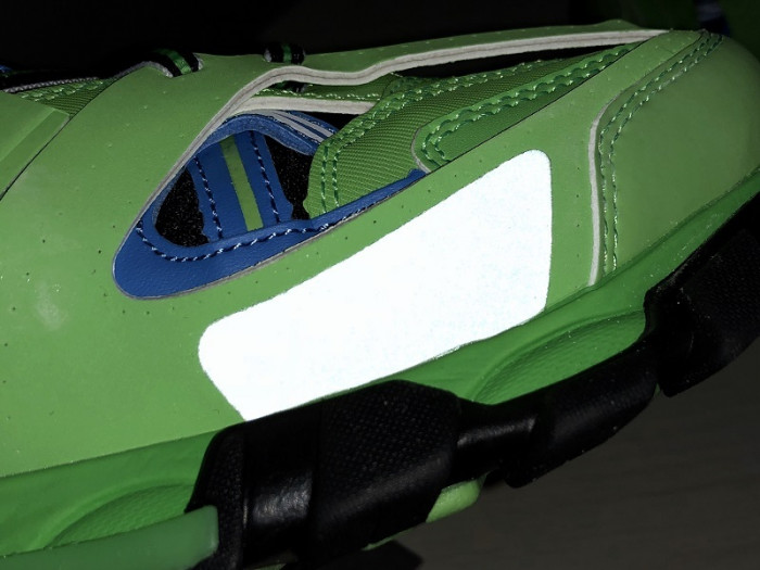 TRACK SNEAKER TS015