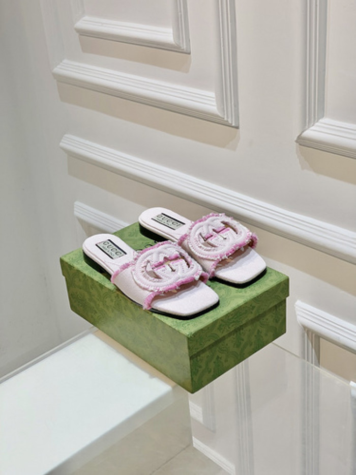 Gucc* Sandal 207