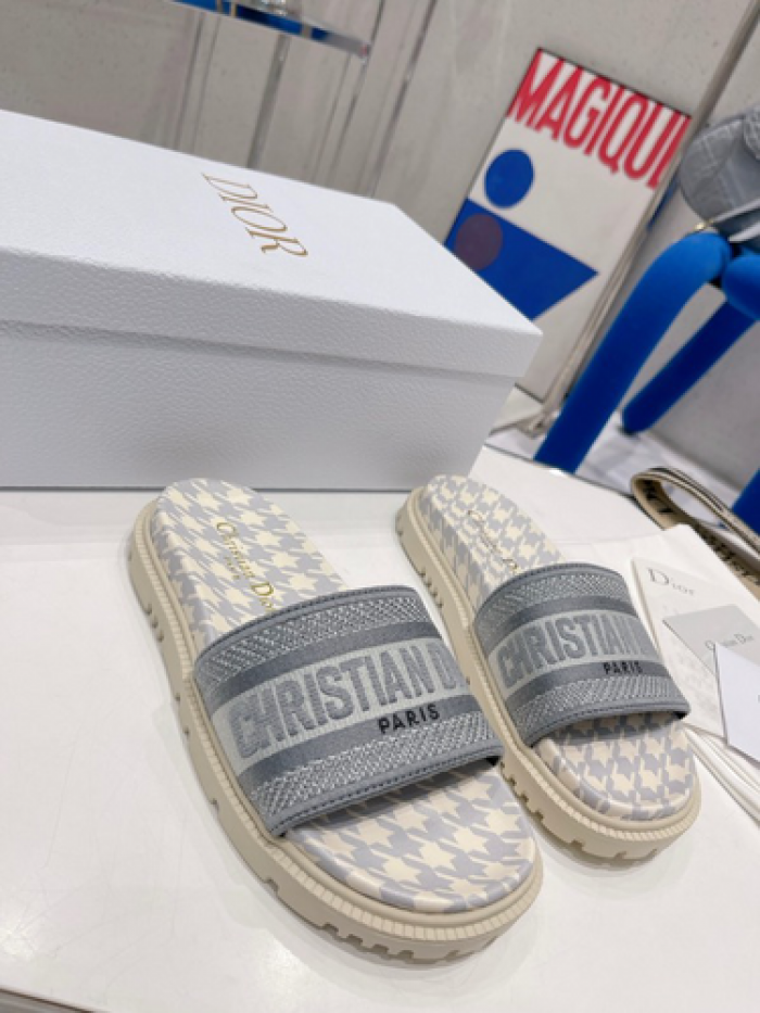 DIO*R SANDALS H00096