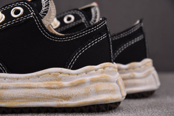 Ma*s*n mihara yasuhiro sneaker