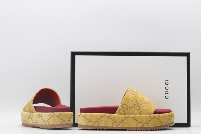 Gucc* Sandal69