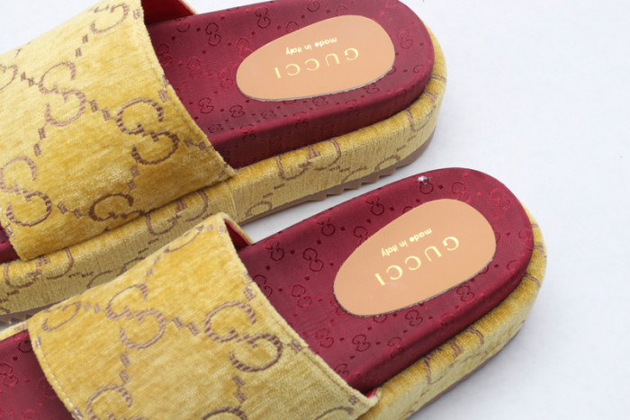 Gucc* Sandal69