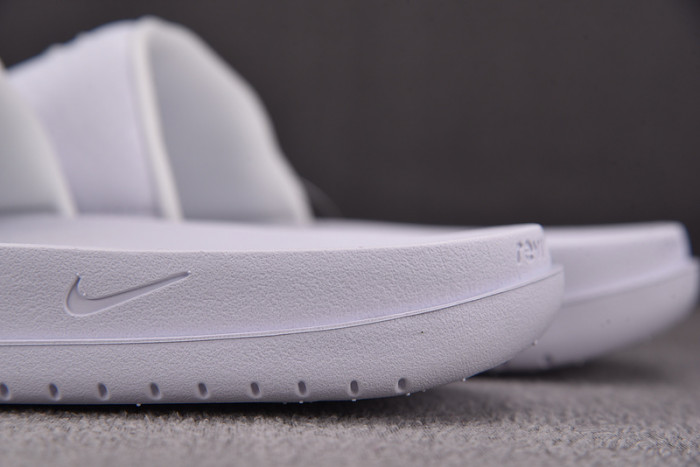 Kobe Bryant x Offcourt Slide 