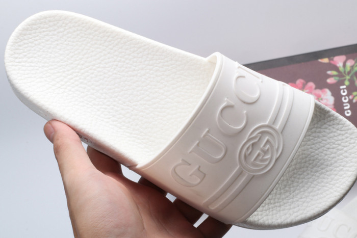 Gucc* Sandal66