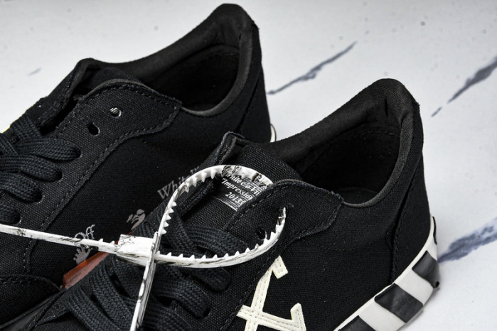 OFW Sneakers OW10032