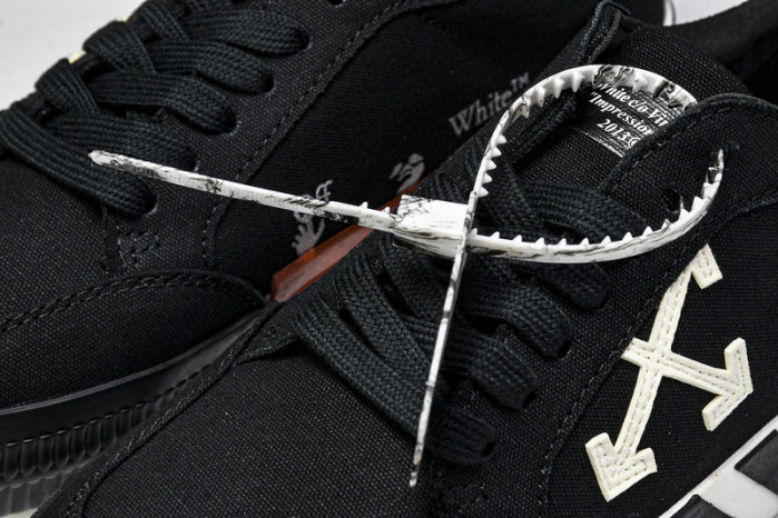 OFW Sneakers OW10032