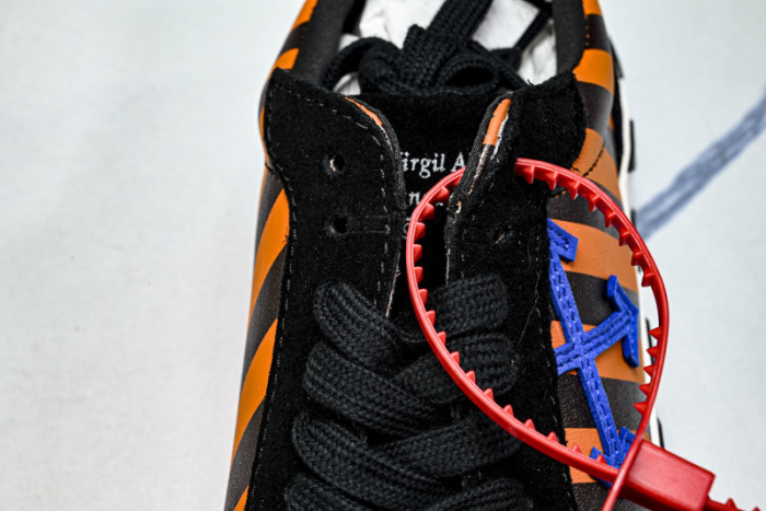 OFW Sneakers OW10039