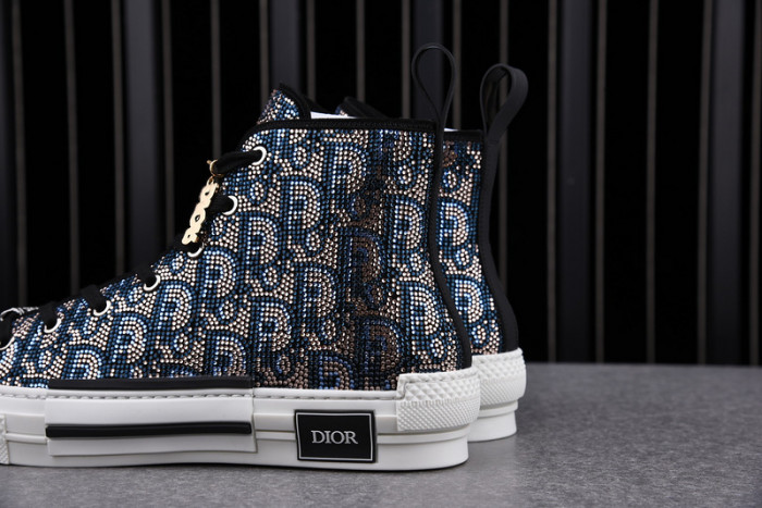 B23 Oblique High Top Sneakers T00480H052