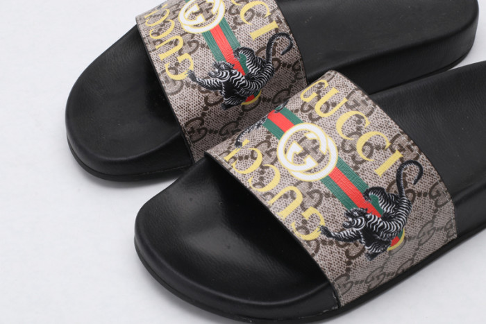 Gucc* Sandal55
