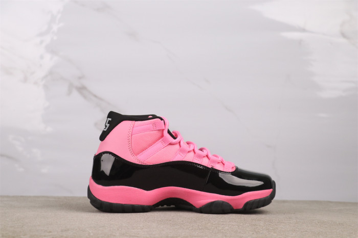 Air Jordan 11 pink