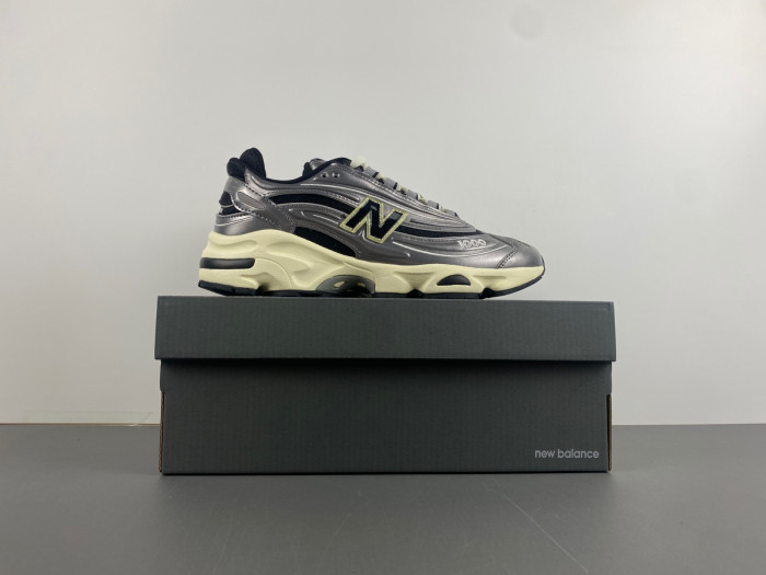 NEW BALANCE SNEAKER NB121