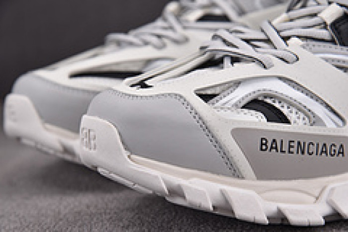 TRACK SNEAKER TS184