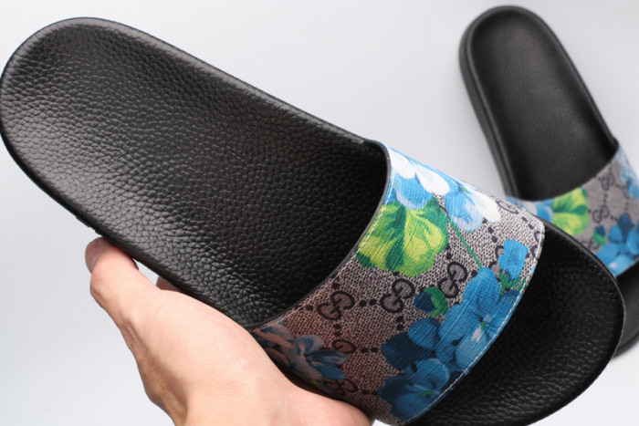Gucc* Sandal59