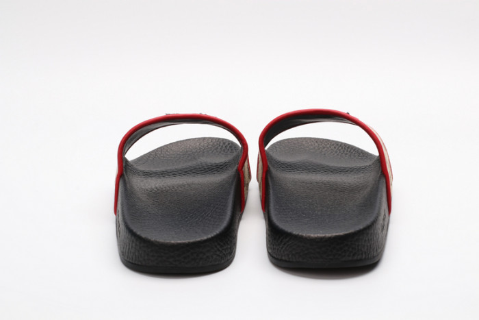 Gucc* Sandal64