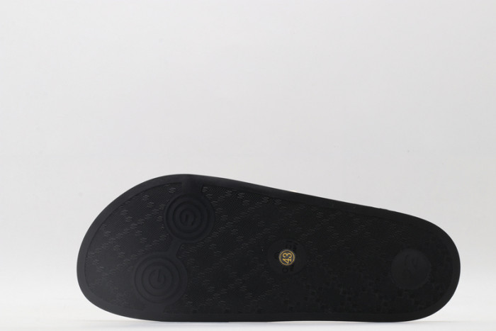 Gucc* Sandal13