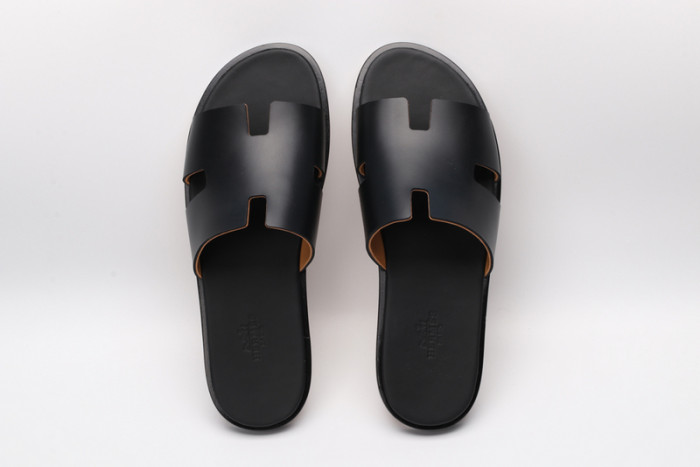 Herme* Sandal1