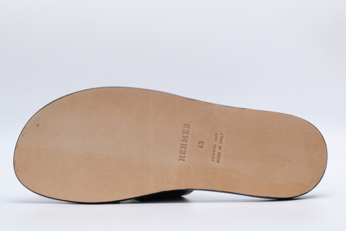 Herme* Sandal1