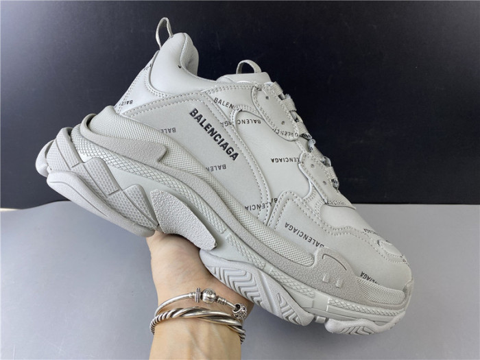 TRIPLES TRAINER SNEAKERS LETTERS 2000022