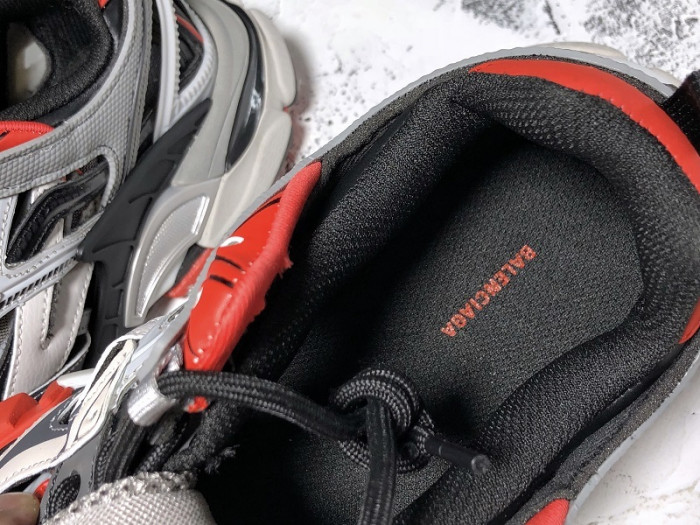TRACK SNEAKER TS025