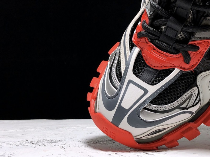 TRACK SNEAKER TS025