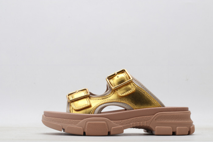 Gucc* Sandal38