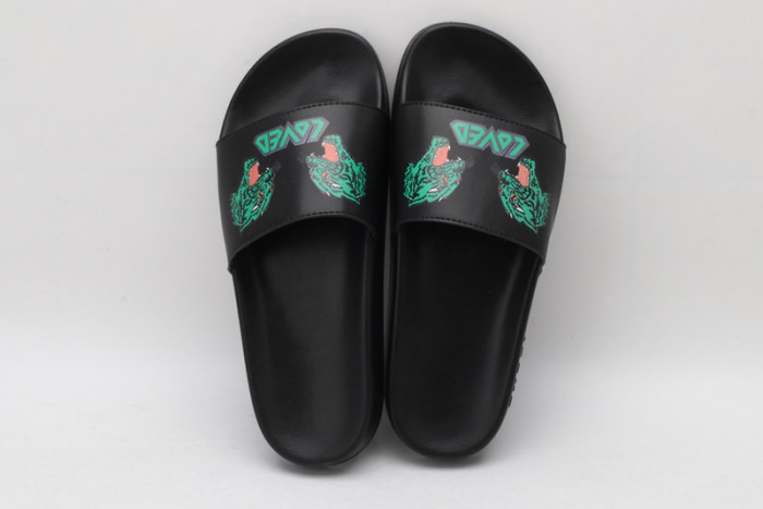 Gucc* Sandal50