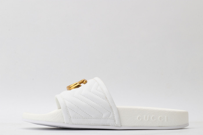 Gucc* Sandal18