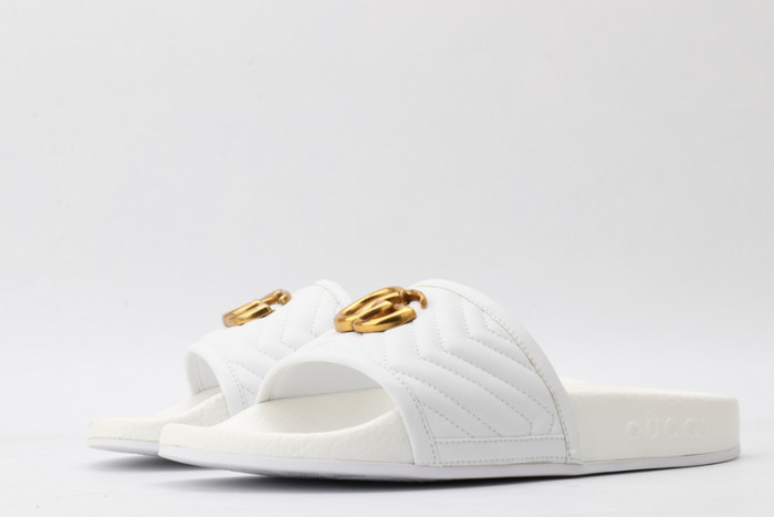 Gucc* Sandal18